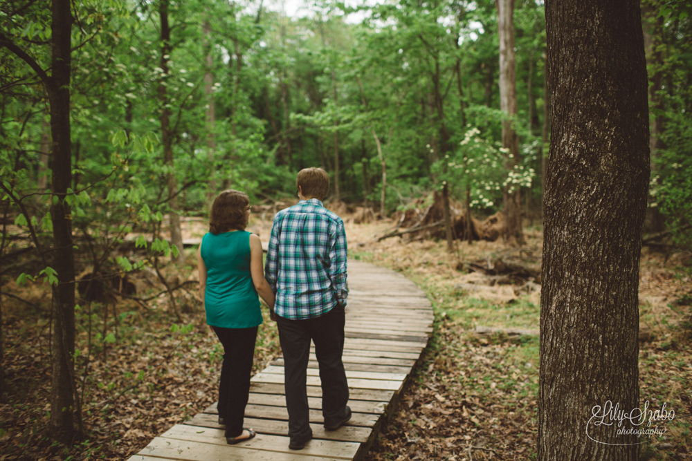 Colonial Park Engagement Session in Somerset, NJ