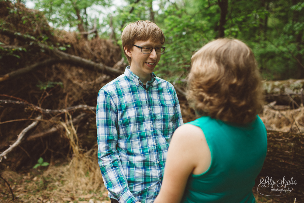 Colonial Park Engagement Session in Somerset, NJ