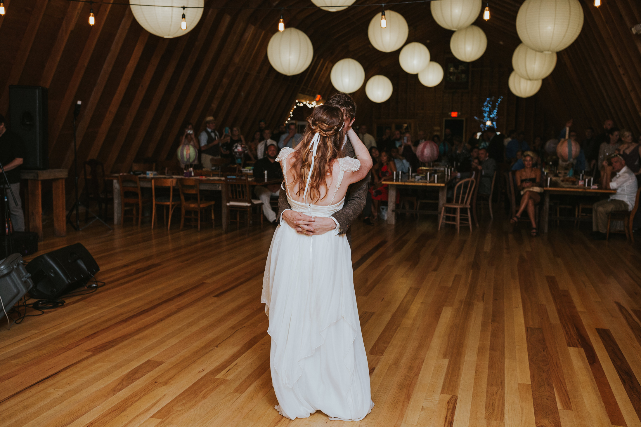 495-inn-west-settlement-wedding